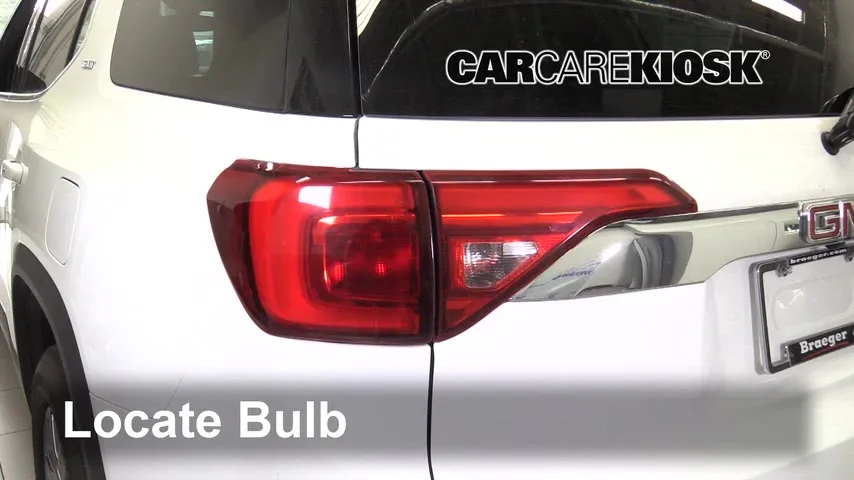 2018 GMC Acadia SLT 3.6L V6 Lights Tail Light (replace bulb)